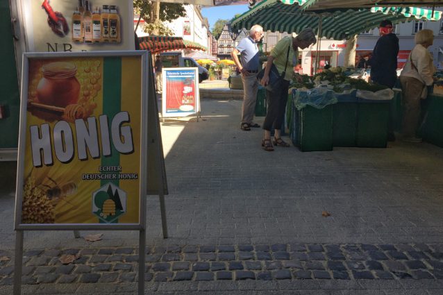 Mittelgang-Wochenmarkt