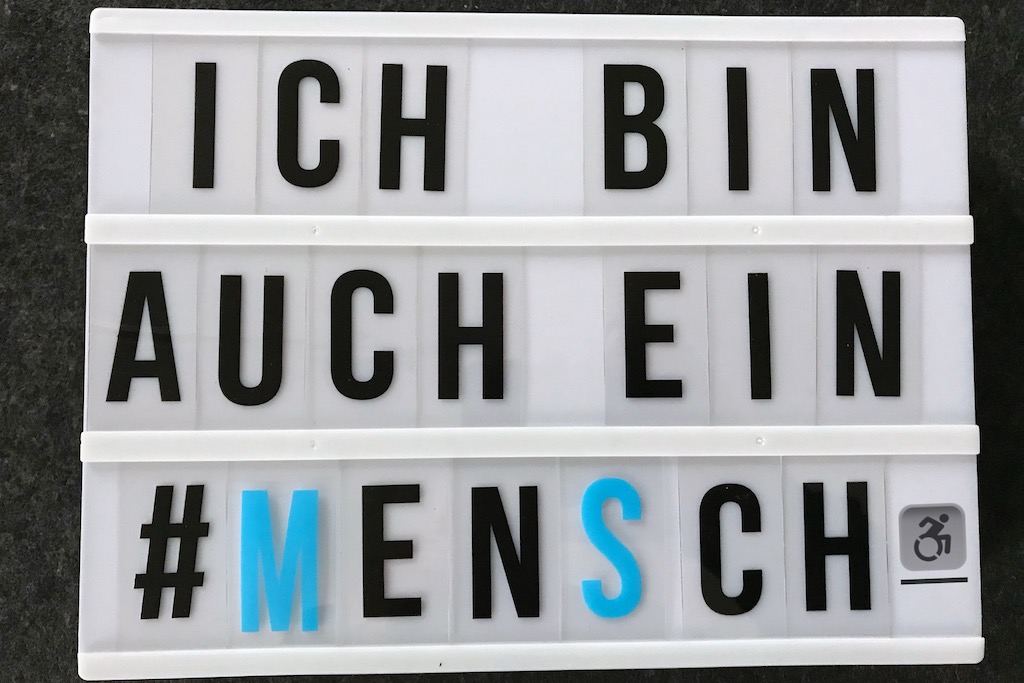 Ich bin auch ein Mensch