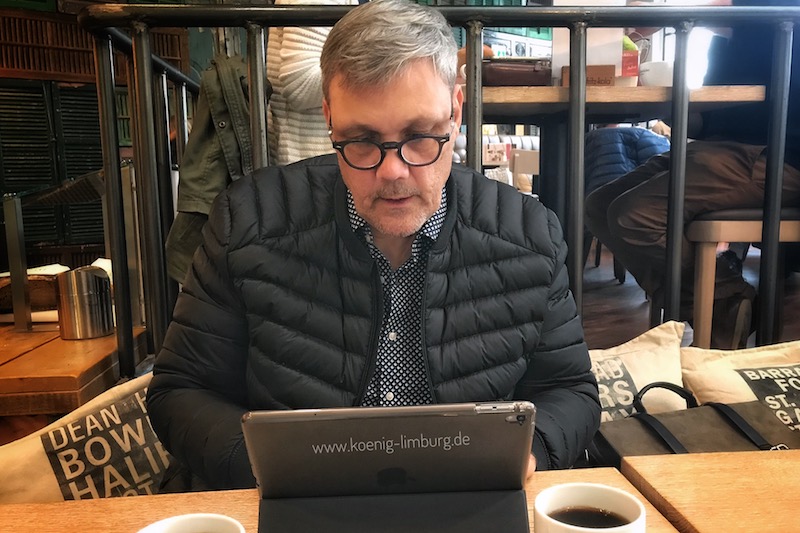 Bloggen an allen Orten - heute im Cafe..
